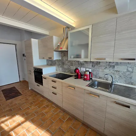 Om Levante Appartement Bracelli